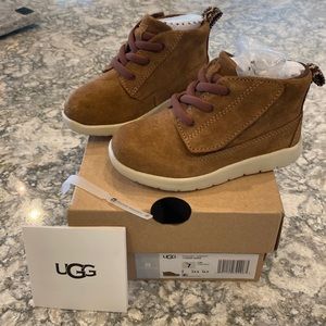 Baby Boy sz 7 Chestnut Ugg boots New In Box
